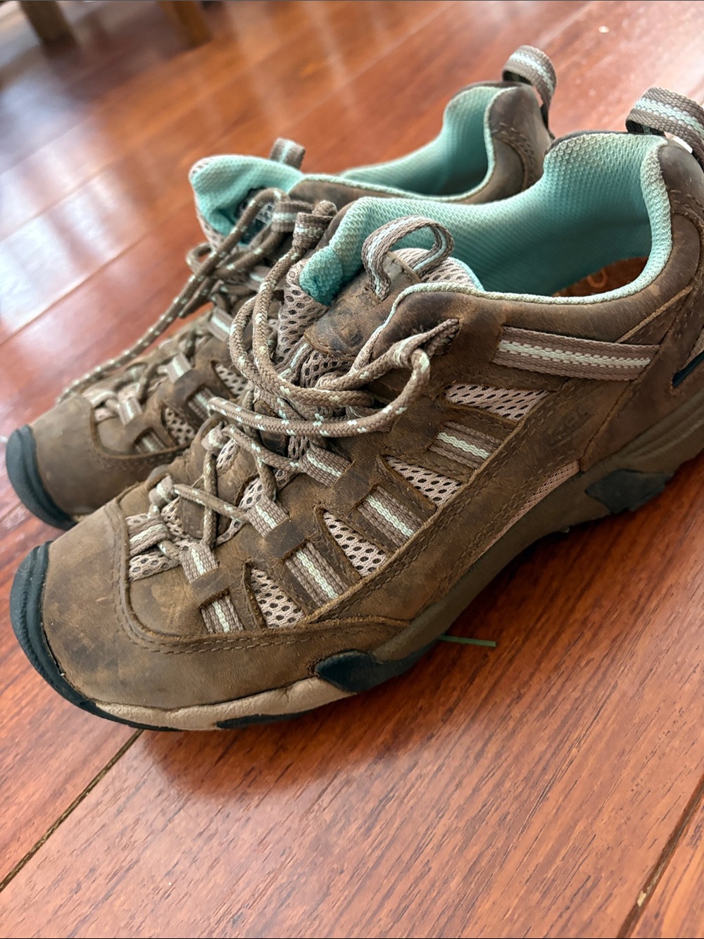 Women’s Keen Brown and Teal Outdoor Hiking Athletic Shoes Size 38